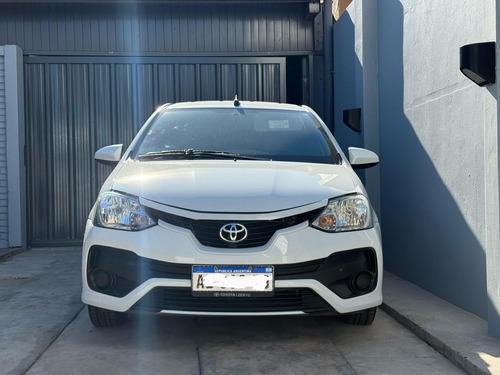 Toyota Etios 1.5 Sedan X