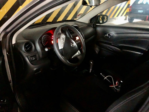 Imagen 4 de 10 de Nissan Versa