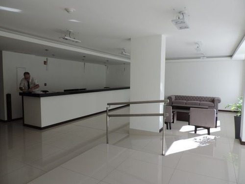 Oficinas A Estrenar Sobre 18 De Julio !!
