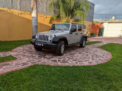 Imagen 3 de 14 de Jeep Wrangler 2010 3.8 Unlimited X 4x2 At