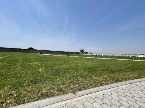 Lotes Residenciales Desde 254 M2 Con Acceso A Casa Club En Metepec