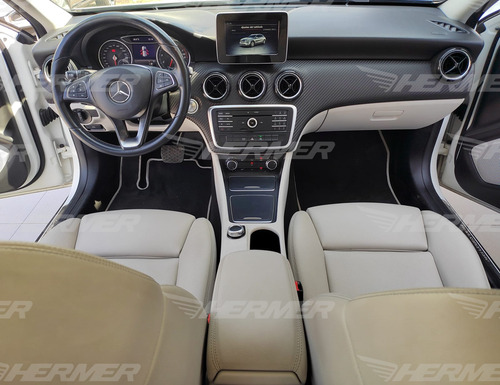 Mercedes-Benz Clase GLA 1.6 200 Cgi At