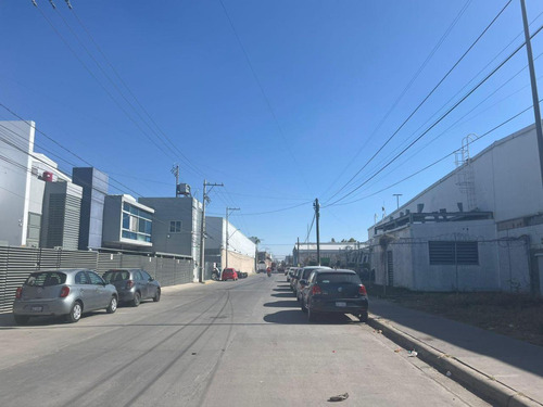 Terreno En Renta Con Bardas En Industrial Delta Leon, Gto A Unos Metros De Bodega Aurrerá Y Delta