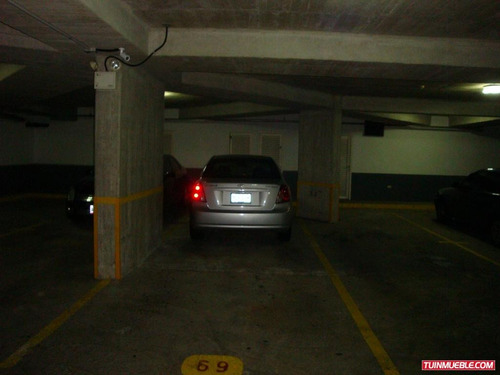 Imagen 9 de 11 de Se Vende Apartamento De Lujo En Los Naranjos Amoblado