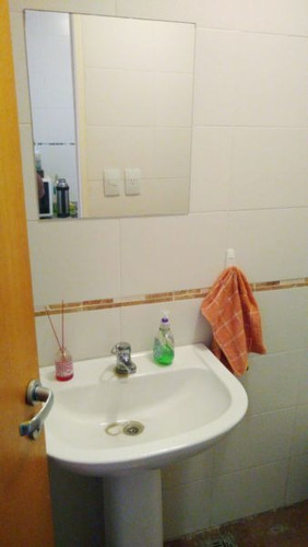 Venta De Oficina Comercial En Monte Grande