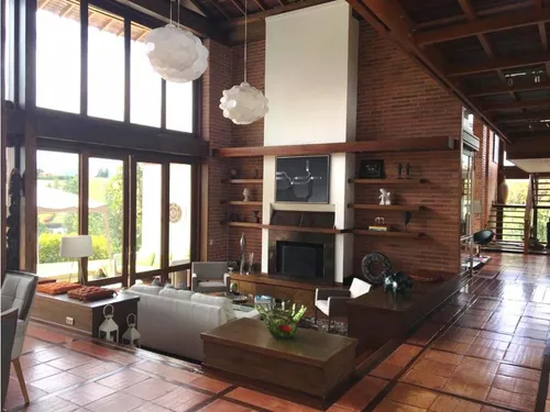 Casa De 2 Niveles En Parcelación, Vía El Escobero