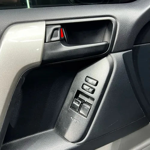 Toyota Prado 2.7 Tx Sumo 4x4 At 2011