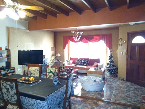 Amplio Chalet