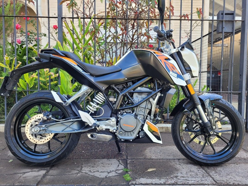Imagen 5 de 17 de Ktm Duke 200 *impecable*