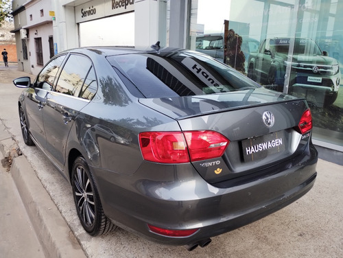 Volkswagen Vento 2.0 Sportline Tsi 200cv Dsg