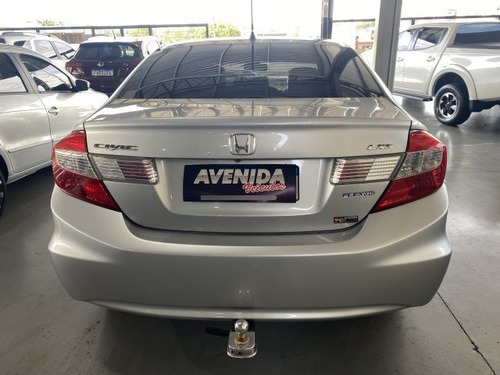 Imagem 5 de 10 de Civic 1.8 Lxs 16v Flex 4p Automático