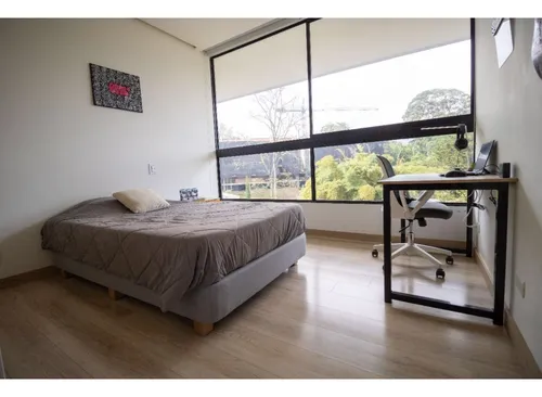 Apartamento En Loma Del Escobero Parte Baja