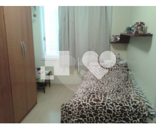 Imagem 16 de 19 de Casa Com 4 Quartos,2 Andares, Lareira, Piscina, 4 Vagas, No Menino Deus - Reo414736