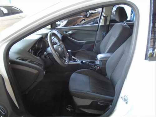 Ford Focus 1.6 Se 16v