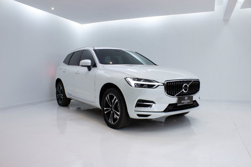 Imagem 5 de 18 de Volvo