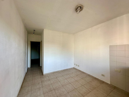 Departamento Dos Ambientes En Alquiler En Matheu