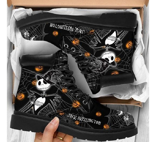 Botas Cortas Con Estampado De Elementos De Halloween.