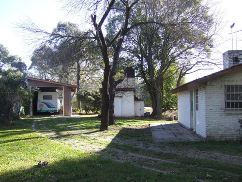 Casaquinta Con Excelente Parque Y Quincho