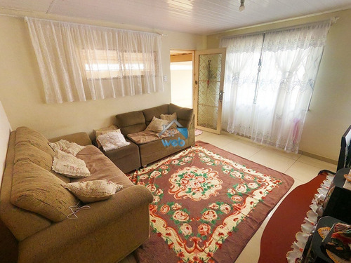 Imagem 7 de 25 de Ótima Oportunidade Para Você, Que Procura Uma Casa Com 2 Quartos E Edicula, Em Um Amplo Terreno Medindo 200m² De Área Total Em Uma Rua Tranquila No Cajuru E Com A Facilidade De Pod - Ca01656 - 701151