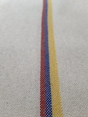 Imagen 5 de 5 de Poncho Crudo Bandera Polialgodón