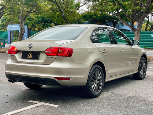 Volkswagen Jetta 2.0 Tsi Highline 4p