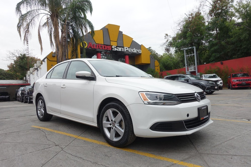 Imagen 2 de 14 de Volkswagen Jetta Style 2013
