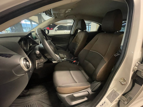 Mazda 2 Touring
