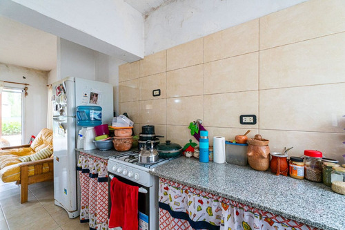 Casa Venta Roldan Ts3 2 Dormitorios Pileta Jardin