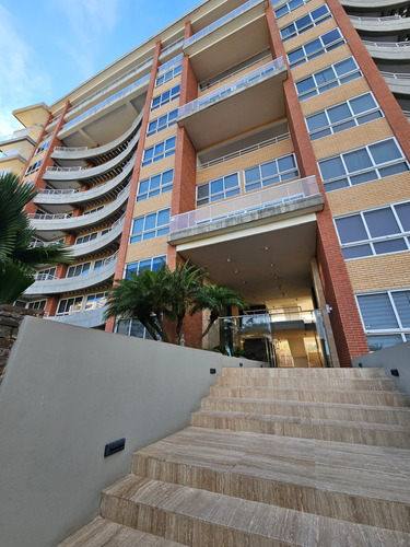 Moderno Apartamento En Punta Pacifico