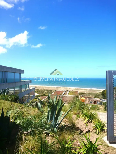 Apartamento En Punta Ballena, A 1 Paso De La Playa.