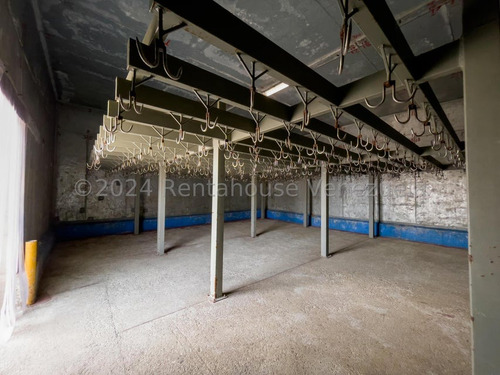 Galpón Con Amplias Cavas En Alquiler Mariche Mls 24-23955