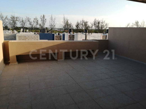 Venta De Casa En Residencial Del Bosque, Veracruz