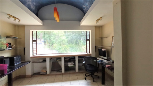 Imagen 18 de 30 de Vendo Hermosa Y Amplia Casa, Ubicada En Un Lugar De Ensueño, Rodeada De Naturaleza, Excelente Precio, 3 Salas, 4 Dormitorios, Alta Plusvalia Y Seguridad