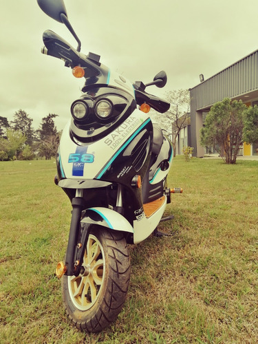 Moto Eléctrica Sakura 403
