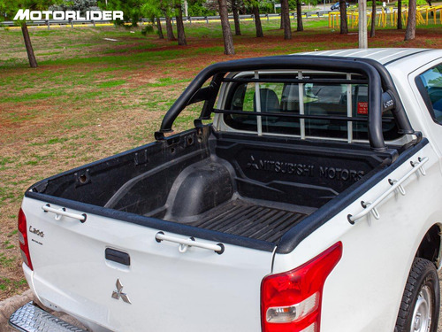 Mitsubishi L200 2.4 4x4 Descuenta Iva | Permuta / Financia