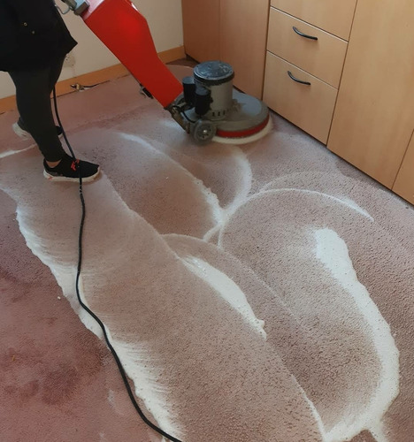 Imagen 4 de 5 de Martínez Cleaning- Limpieza De Alfombras / Sillones