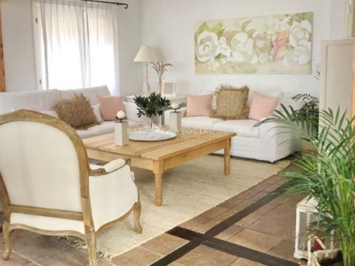 Imagen 2 de 12 de Casa De 4 Dormitorios En Venta, La Barra