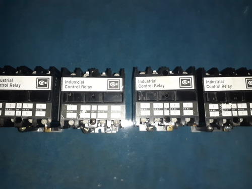 Contactor Marca: Industrial Control Relay De 10 Amperios