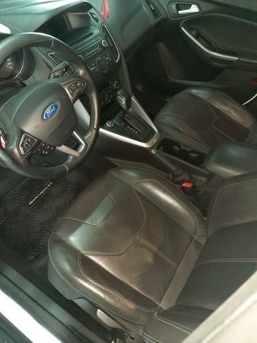Ford Focus Focus 2.0 Titanium