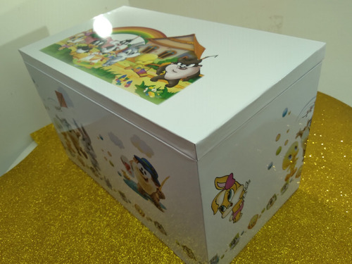 Imagen 5 de 10 de Cofre Para Bebes Personalizados. Ideal Ajuar Regalos Looney