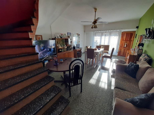 Imagen 4 de 14 de Casa Con Departamento En Venta En Ituzaingo Sur