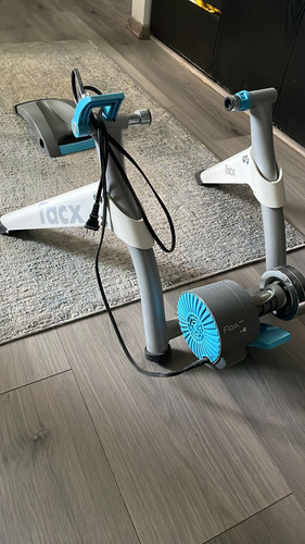 Rodillo Bicicleta Garmin Tacxflowsmart (incluye Neumático) (Usado)