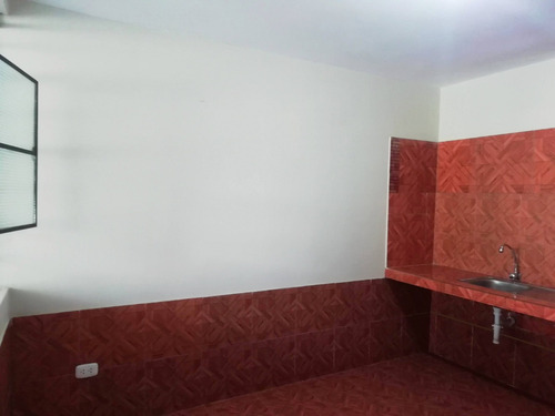 Alquilo Minidepartamento En Primer Piso Para Pareja O Srta En Los Olivos