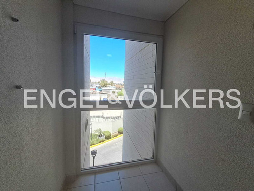 Oficina En Venta. Excelente Inversión