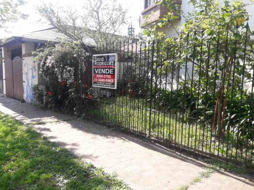 Imagen 4 de 14 de Permuta - Chalet De 4 Ambientes En Venta - Moron Sur