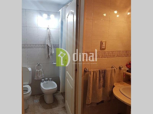 Imagen 6 de 6 de Importante Dúplex De 5 Ambientes Con Patio Y Cochera