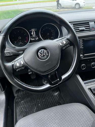 Volkswagen Vento 1.4 Comfortline 150cv