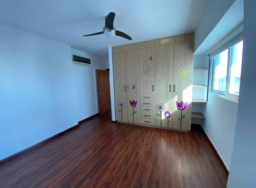 Imagen 6 de 15 de Alquiler De Apartamento En *ph Waters On The Bay* Apartament