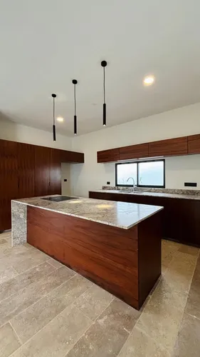 Casa En Venta 4 Rec Y Piscina Dzitya