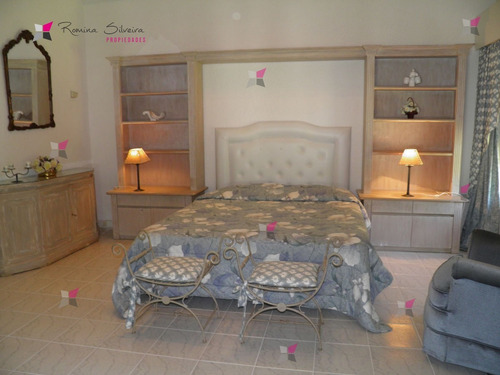 Estupendo Chalet En San Rafael,- Ref: 7453
